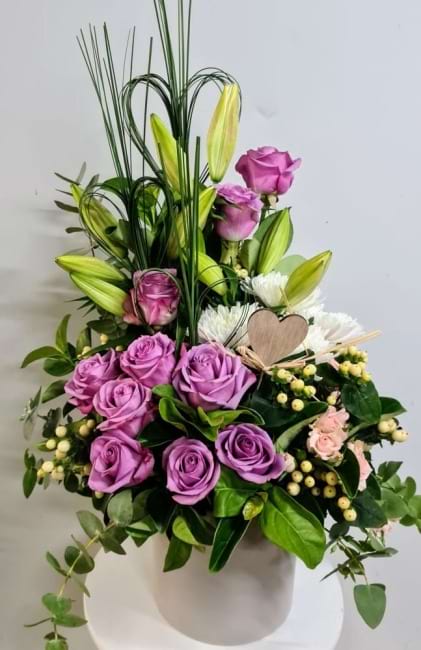 Flower Arrangement Sunshine Coast | Rose Flower Arrangement | Coastal Flora | Caloundra Florist