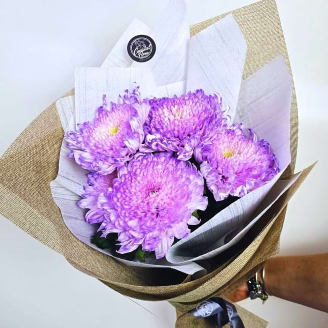 Delilah Purple Fresh Flower Bouquet Sunshine Coast | Magnum Disbuds