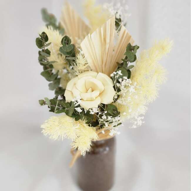 Sunshine Coast Dried Flowers | Same Day Flower Delivery Sunshine Coast | Coastal Flora