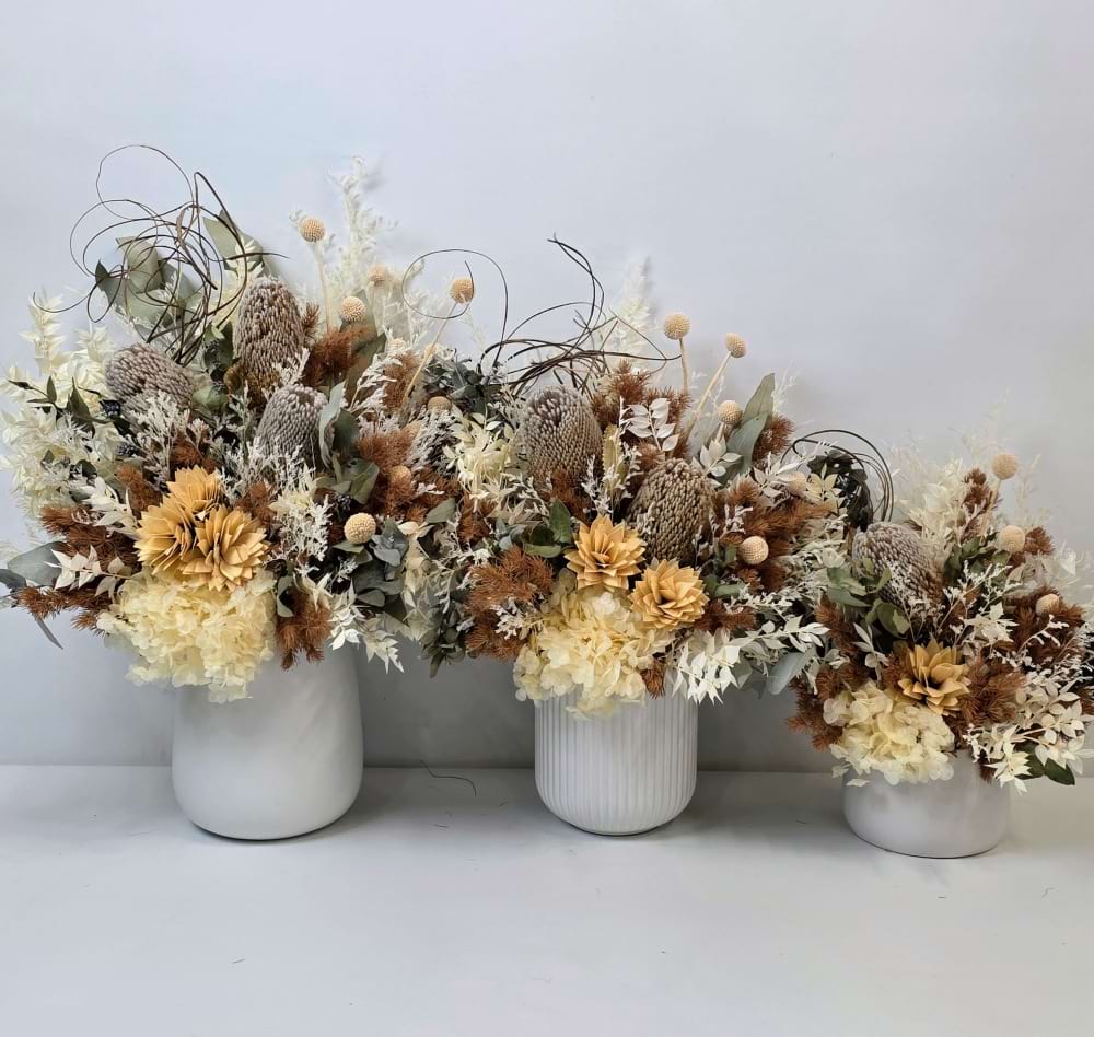 Dried Flowers Sunshine Coast | Shelly Preserved Flower Arrangement | Caloundra florist | Sunshine Coast Florist