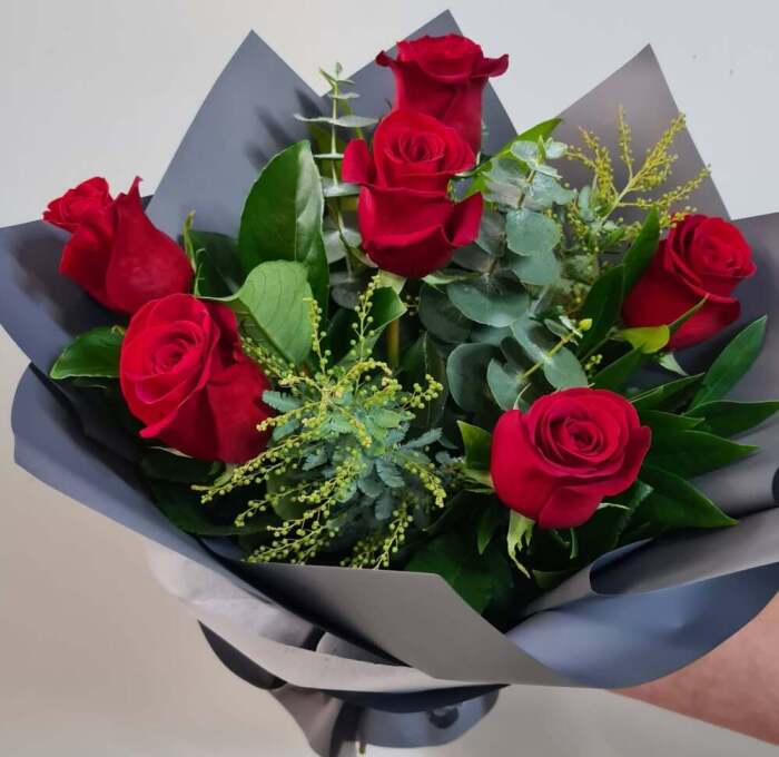 Bestselling Valentineâ€™s Flowers Sunshine Coast 2026